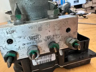LAND ROVER Sport L320 ABS Pumpensteuermodul ch32-2c405-ad - Bild 2