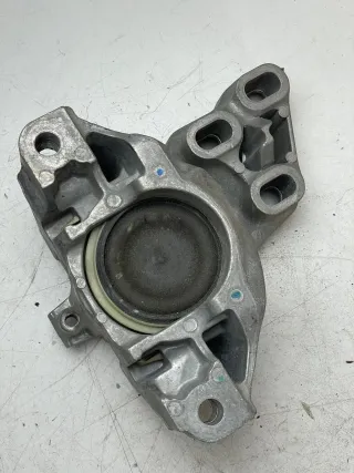 Mercedes B Klasse W246 Motorhalter Motorlager links A2462400617 - Bild 2