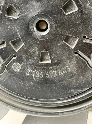 Mercedes C-Klasse W205 Kühlerlüfter Motor Bosch 1137328706   3137232001 - Bild 2