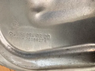Lüftfilterkasten Lüftfiltergehäuse Filterkasten Mercedes W204 W212 A6510940320 - Bild 2