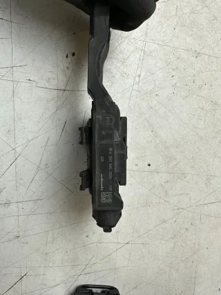 Mercedes Benz C-Klasse W205 2014 Busbar A2055452000 - Bild 2