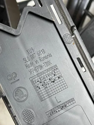 SKODA Yeti (5L)  Lüftungsgitter für Stoßfänger Gitter Stoßstange 5L0807681B - Bild 3