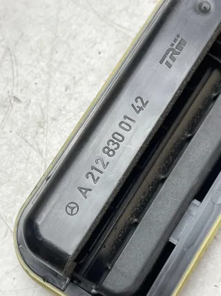 Mercedes E-Klasse S W212 Karosserielüftungsgitter hinten Kombi A2128300142 - Bild 4