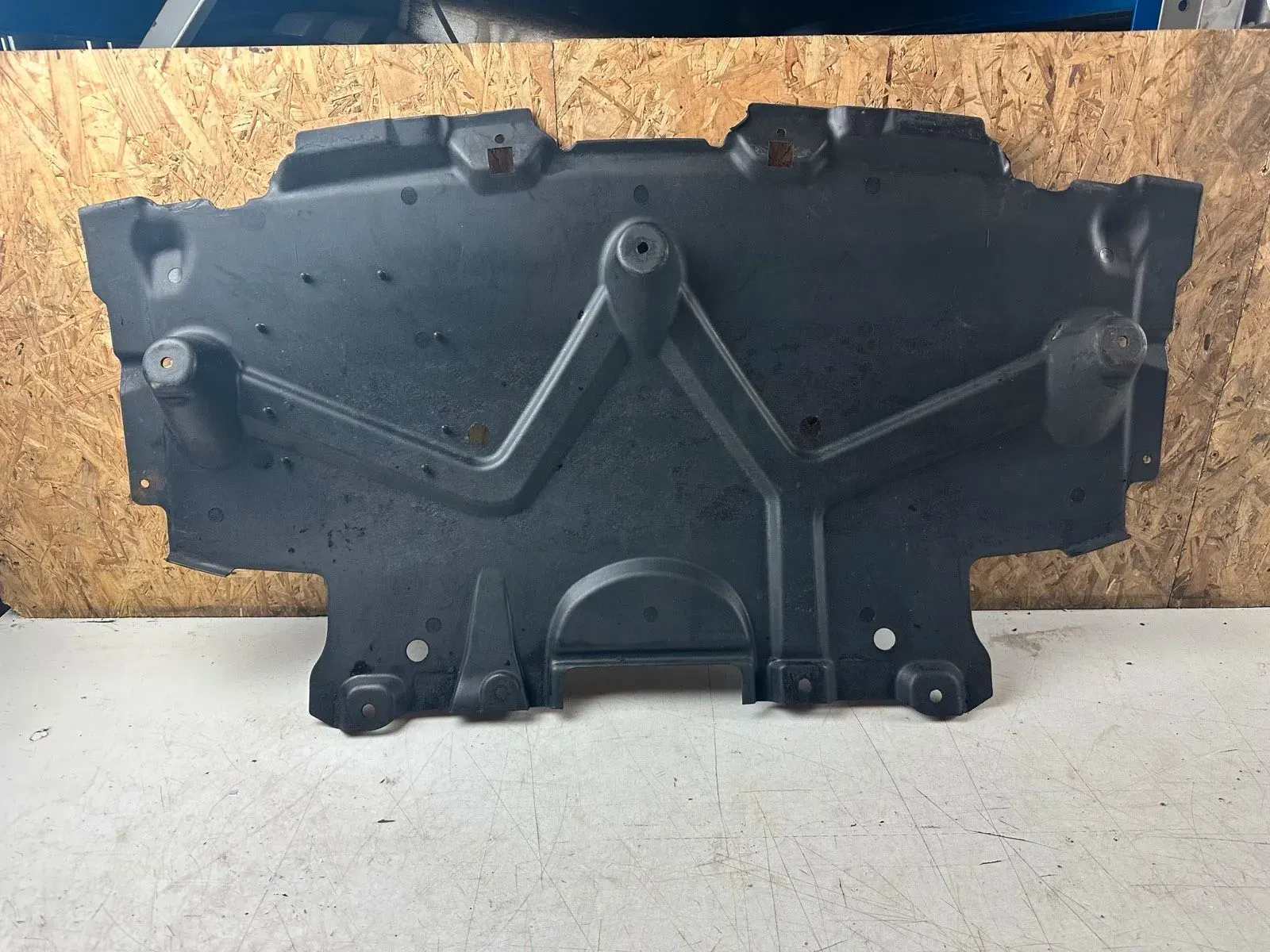 Mercedes W164 AMG Unterfahrschutz  Verkleidung A1645240030 - Bild 1