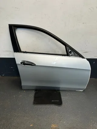 Mercedes W212 Tür Vorne Rechts 775 - Bild 1