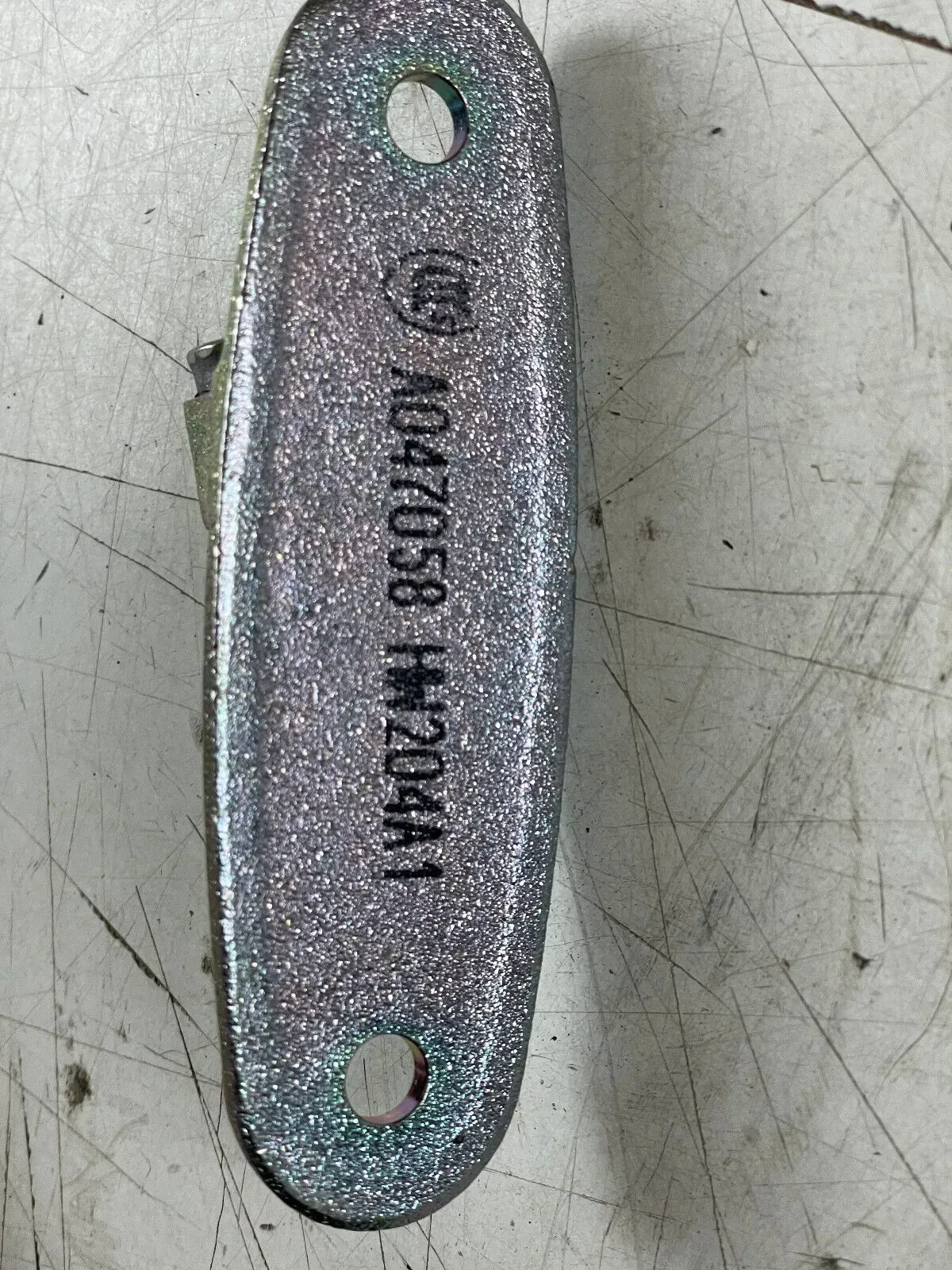 Mercedes Benz Türscharniere A047058 - Bild 1