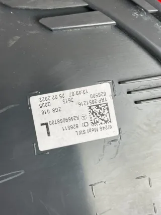 Mercedes B-Klasse W246 LED Rückleuchte A2469068700 - Bild 8